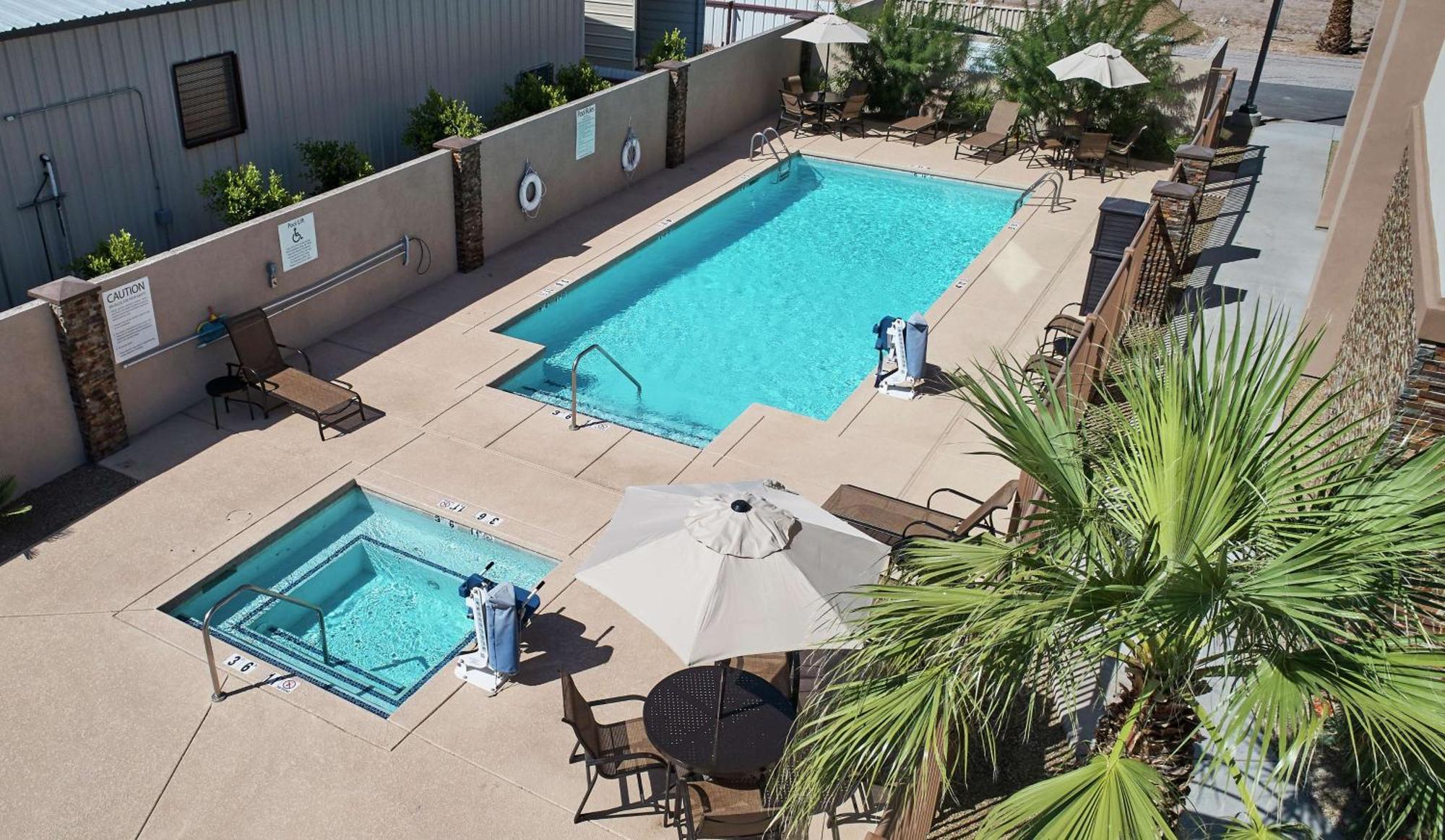 Hampton Inn Parker, Az Exterior photo